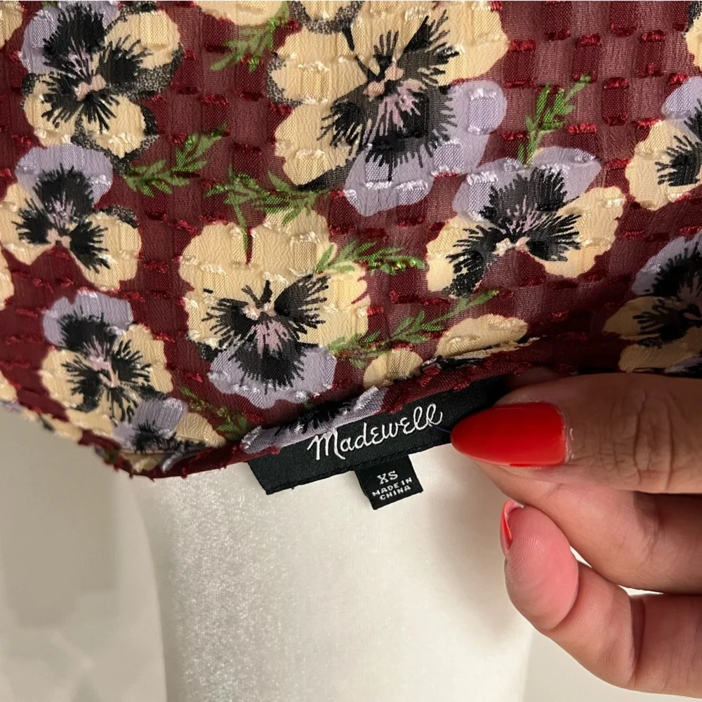 Madewell Drawstring Ruffle-Hem Top in Viola Floral EUC XS Pansy Dusty Burgundy - Picture 9 of 12
